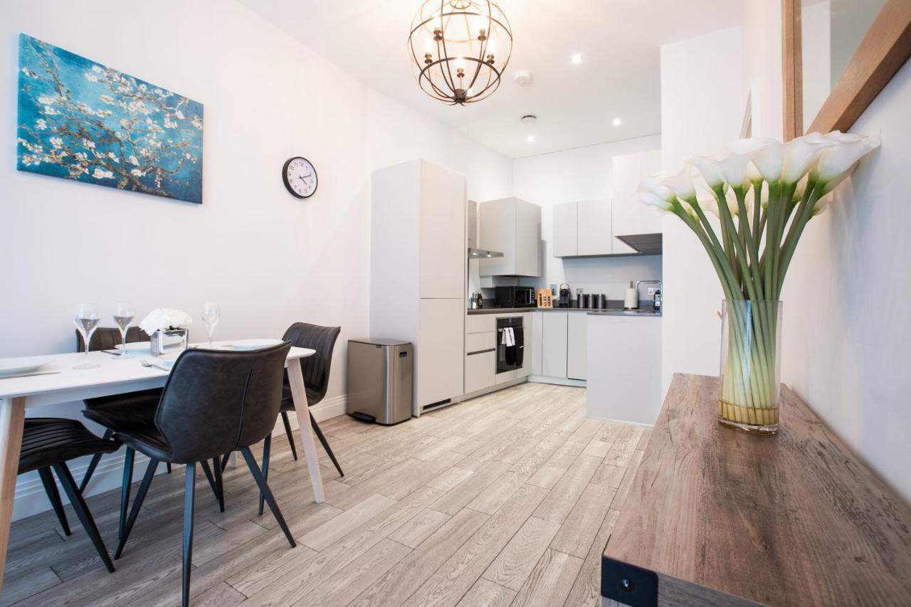 Urban Living'S - Windsor Castle Luxury Apartments Esterno foto