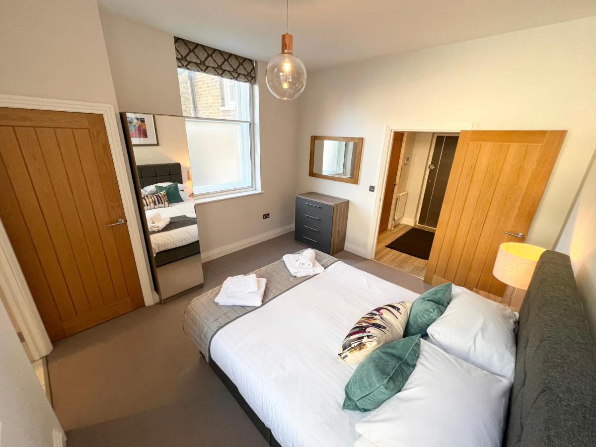Urban Living'S - Windsor Castle Luxury Apartments Esterno foto