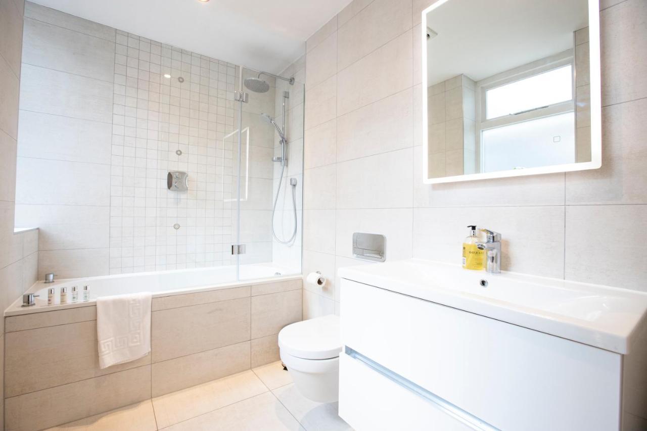 Urban Living'S - Windsor Castle Luxury Apartments Esterno foto